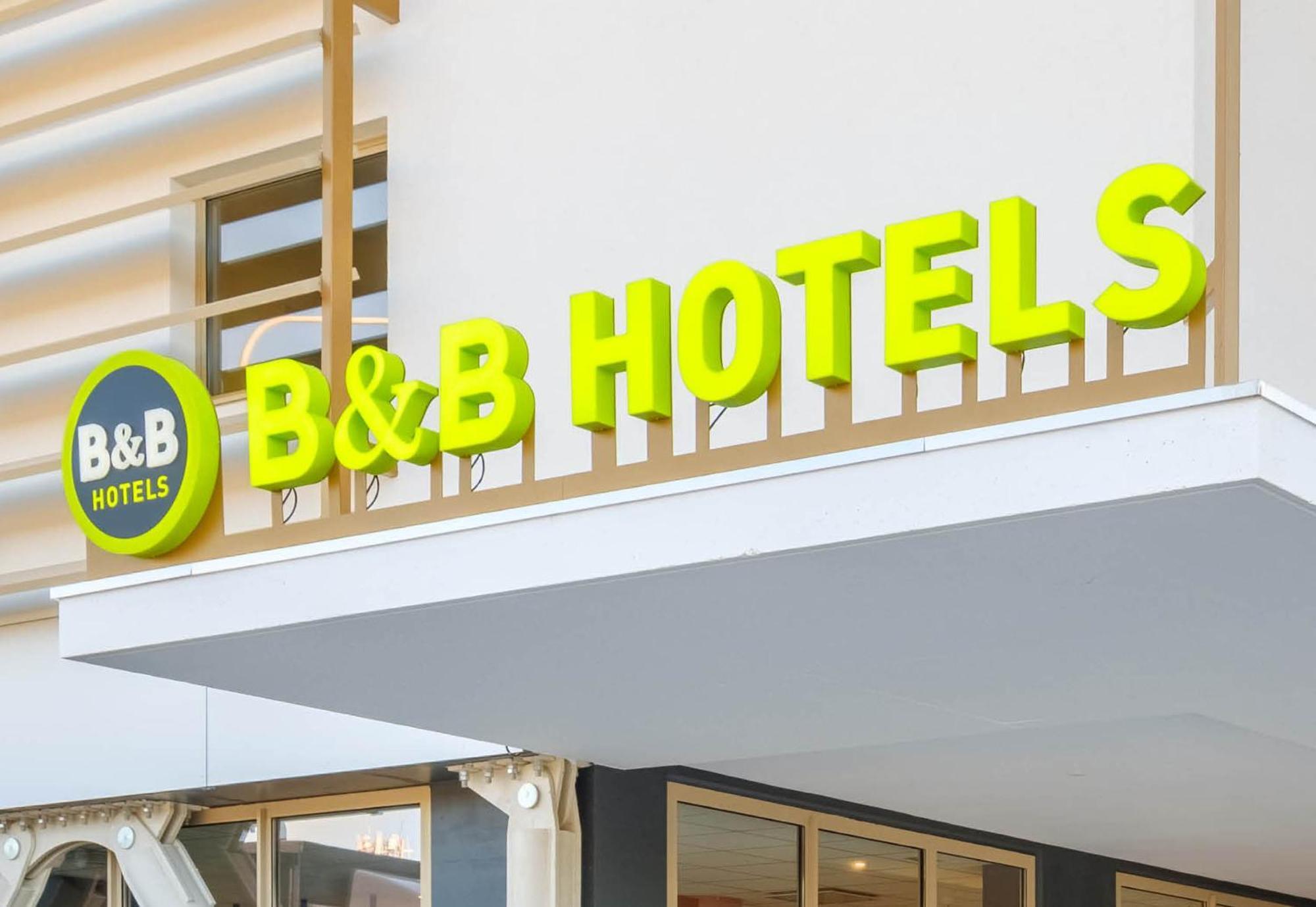 B&B Hôtel Nîmes Centre Arènes Exterior foto